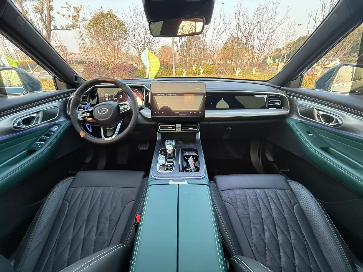 2022 GAC Trumpchi GS8 2.0T 252HP L4 8AT,autocango,china used car exporter,china ev exporter,chinese used car exporter,chinese used ev exporter