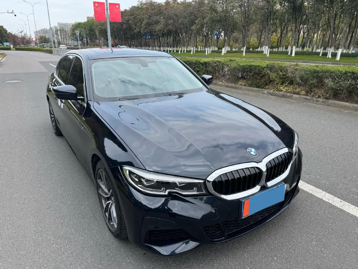 2021 BMW 3 Series 2.0T 156HP L4 8AT,autocango,china used car exporter,china ev exporter,chinese used car exporter,chinese used ev exporter