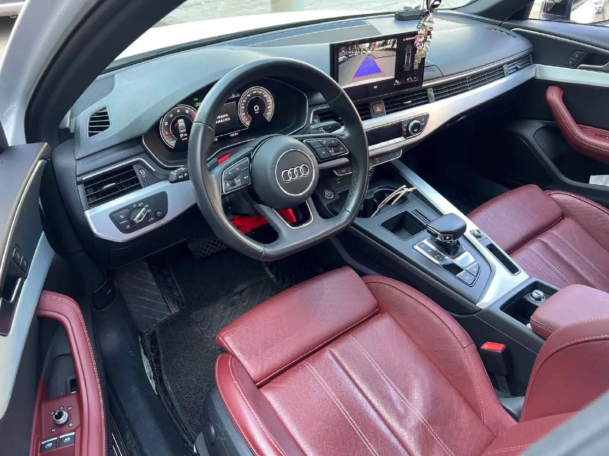 2023 Audi A4L 2.0T 190HP L4 7DCT,autocango,china used car exporter,china ev exporter,chinese used car exporter,chinese used ev exporter