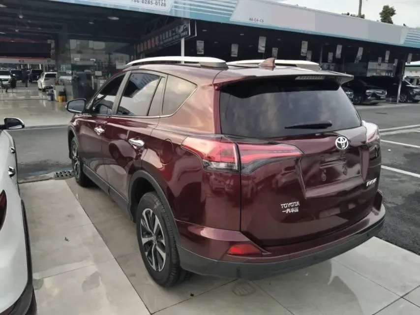 2018 Toyota RAV4 2.0L 151HP L4 CVT,autocango,china used car exporter,china ev exporter,chinese used car exporter,chinese used ev exporter
