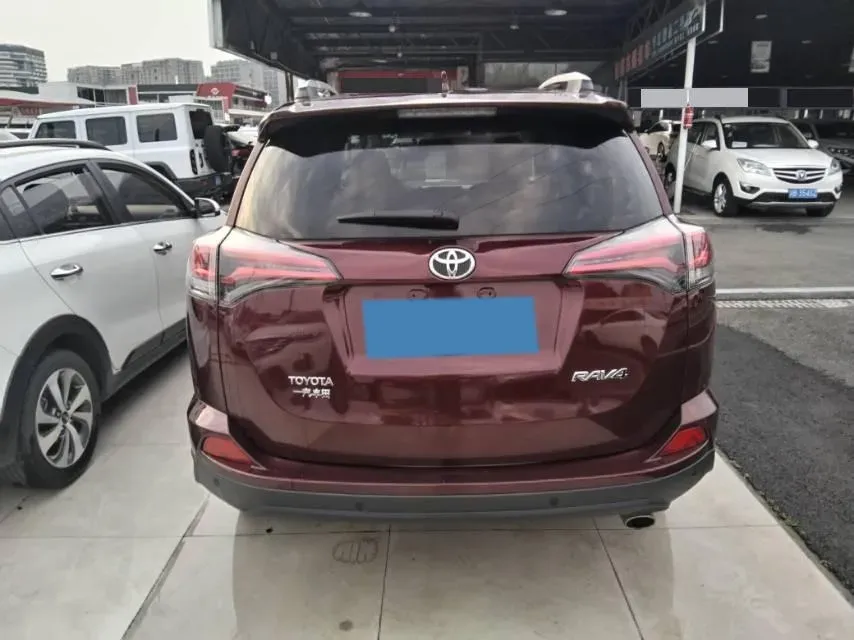 2018 Toyota RAV4 2.0L 151HP L4 CVT,autocango,china used car exporter,china ev exporter,chinese used car exporter,chinese used ev exporter
