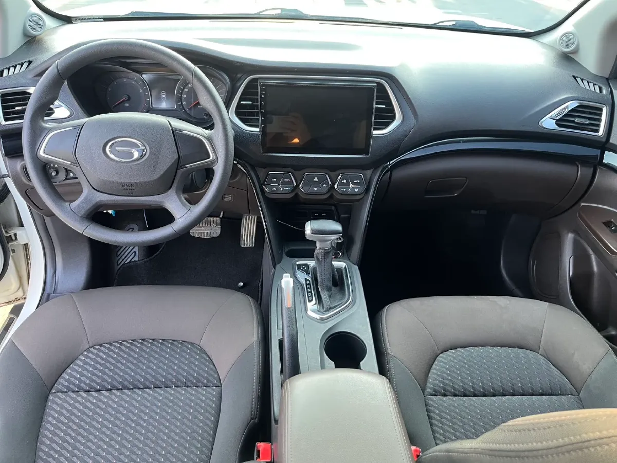 2017 GAC Trumpchi GS4 1.3T 137HP L4 7DCT,autocango,china used car exporter,china ev exporter,chinese used car exporter,chinese used ev exporter