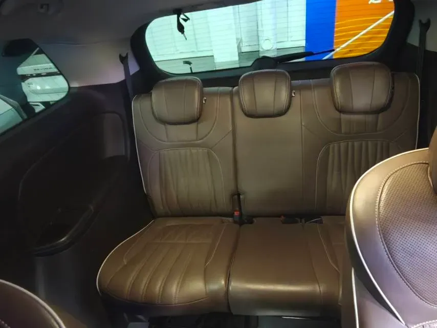 2022 Roewe iMAX8 BEV 90KWH,autocango,china used car exporter,china ev exporter,chinese used car exporter,chinese used ev exporter