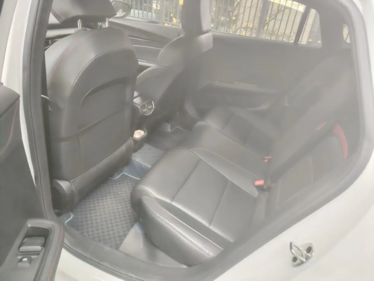 2025 MG 5 1.5T 181HP L4 7DCT,autocango,china used car exporter,china ev exporter,chinese used car exporter,chinese used ev exporter