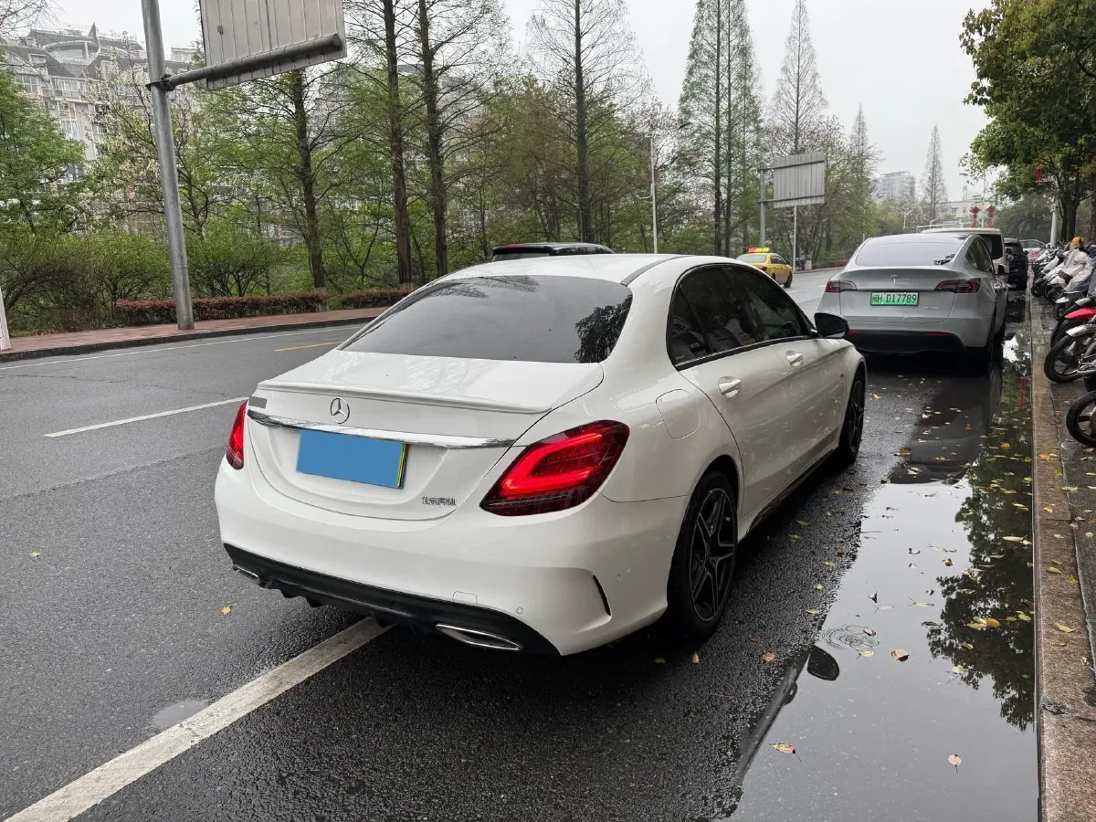 2021 Mercedes-Benz C Class 1.5T 184HP L4 9AT,autocango,china used car exporter,china ev exporter,chinese used car exporter,chinese used ev exporter