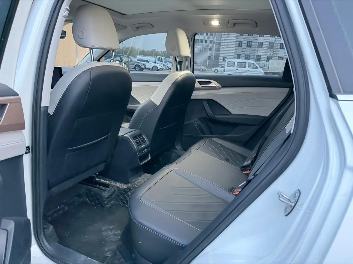 2024 Volkswagen Tharu 1.5T 160HP L4 7DCT,autocango,china used car exporter,china ev exporter,chinese used car exporter,chinese used ev exporter