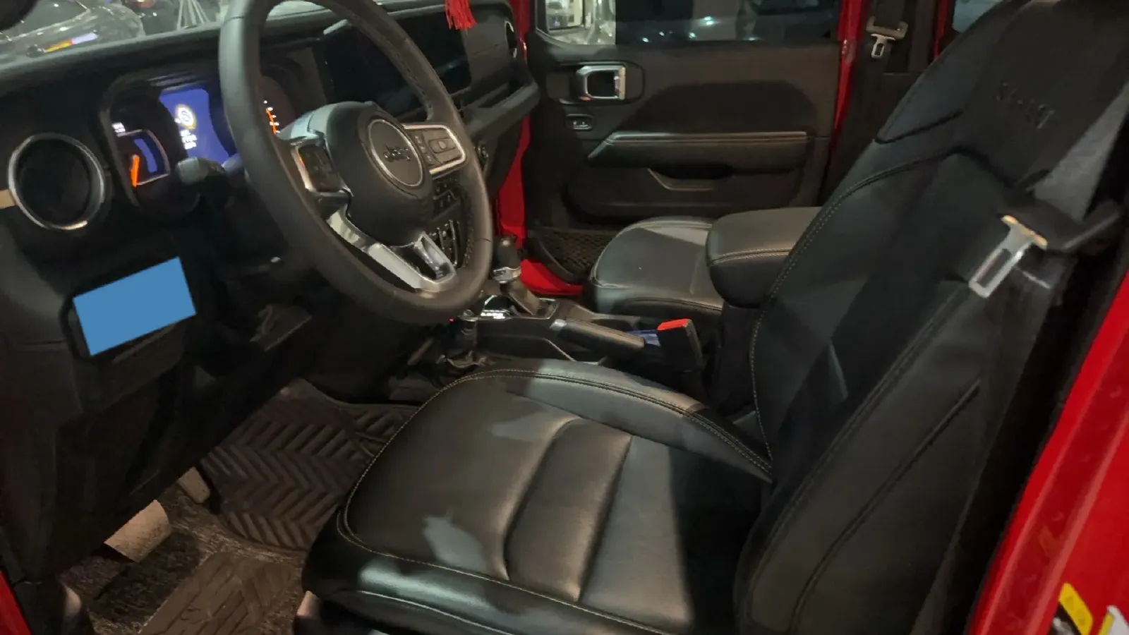 2024 Jeep Wrangler 2.0T 266HP L4 8AT,autocango,china used car exporter,china ev exporter,chinese used car exporter,chinese used ev exporter