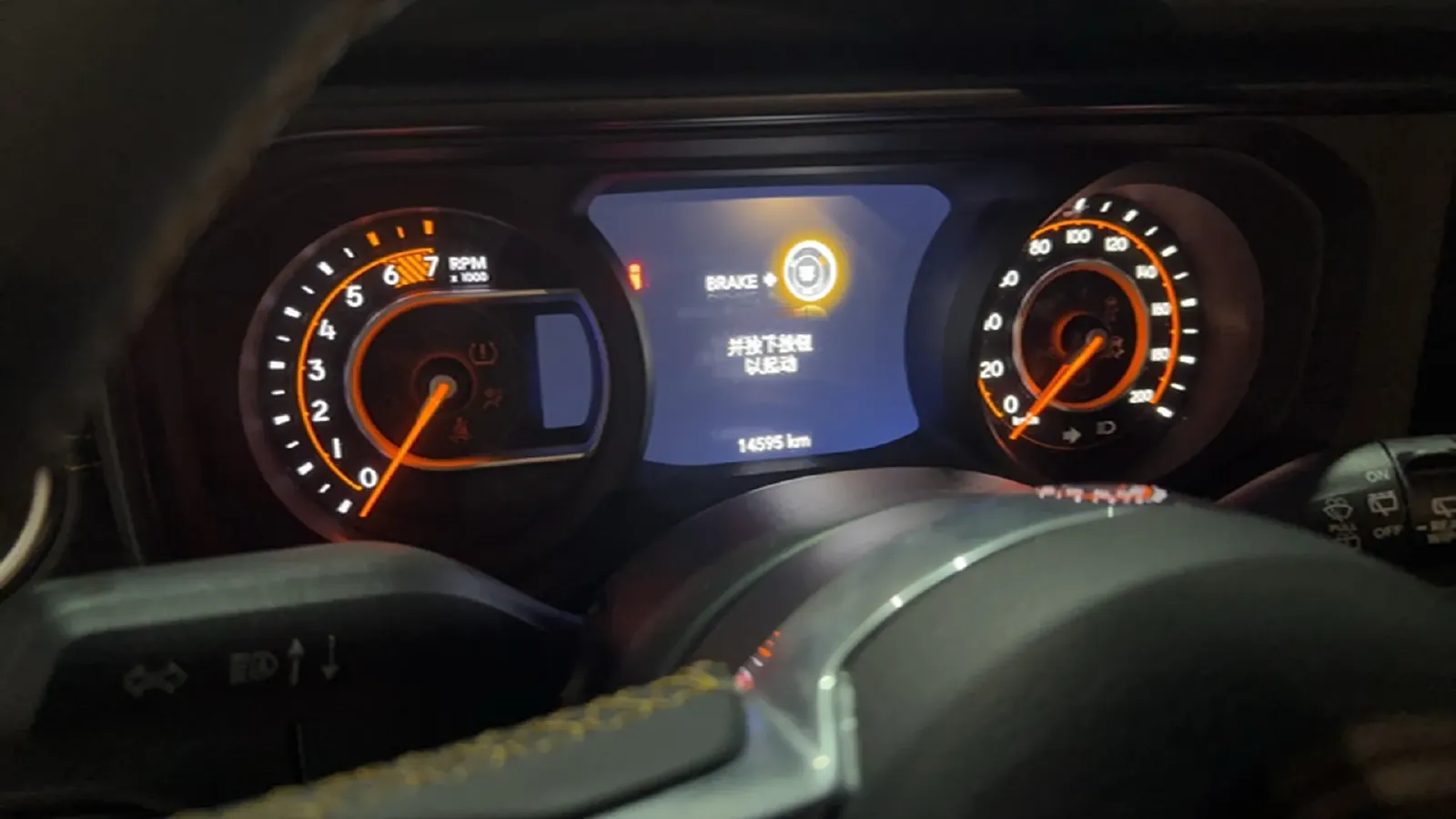 2024 Jeep Wrangler 2.0T 266HP L4 8AT,autocango,china used car exporter,china ev exporter,chinese used car exporter,chinese used ev exporter