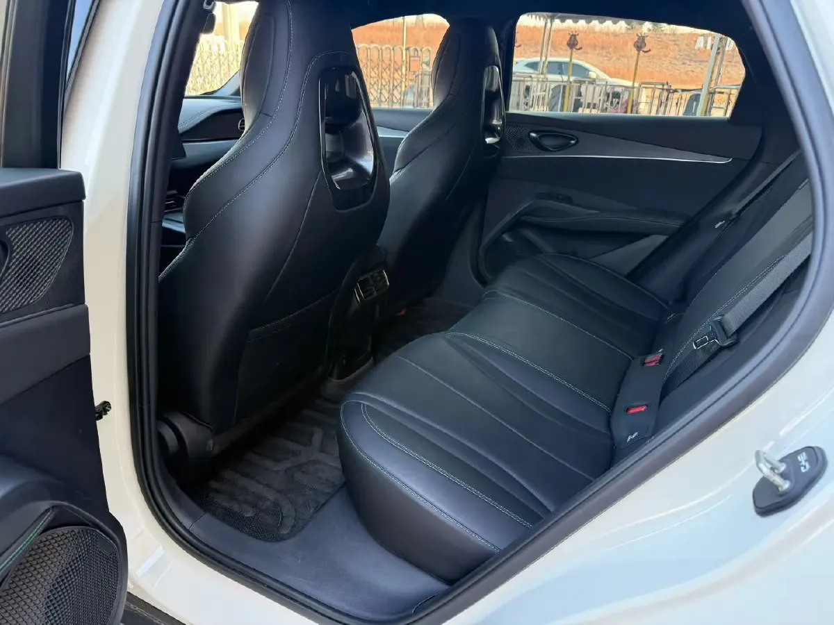 2025 BYD Seal06 1.5L 101HP L4 E-CVT PHEV 10.08KWH,autocango,china used car exporter,china ev exporter,chinese used car exporter,chinese used ev exporter