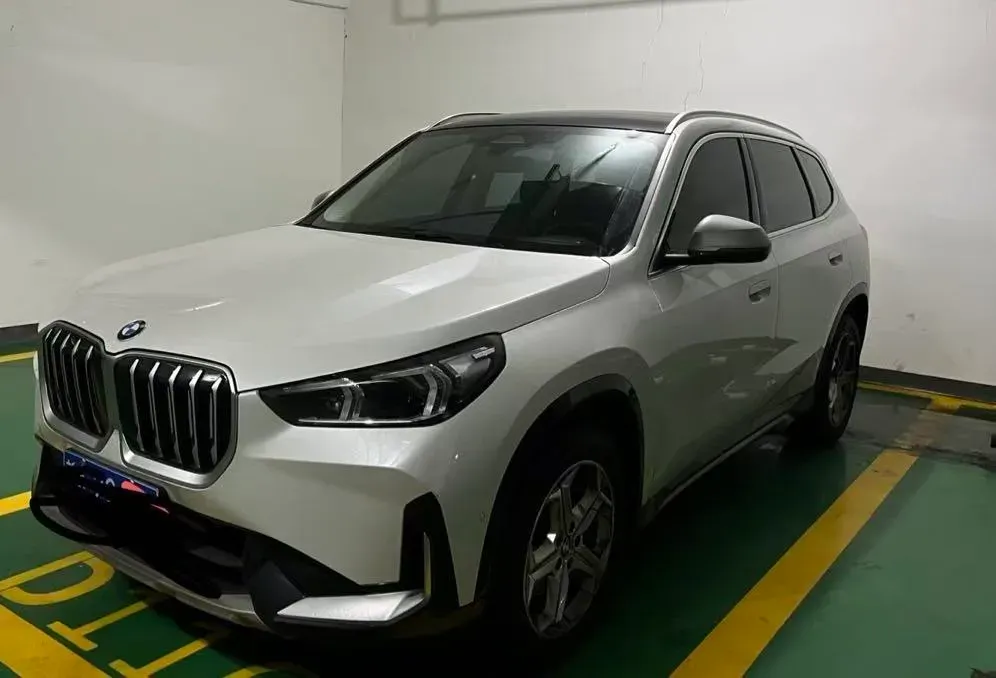 2023 BMW X1 1.5T 156HP L3 7DCT,autocango,china used car exporter,china ev exporter,chinese used car exporter,chinese used ev exporter