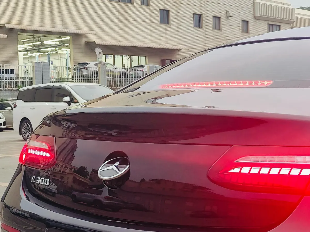 2021 Mercedes-Benz E Class 2.0T 258HP L4 9AT,autocango,china used car exporter,china ev exporter,chinese used car exporter,chinese used ev exporter