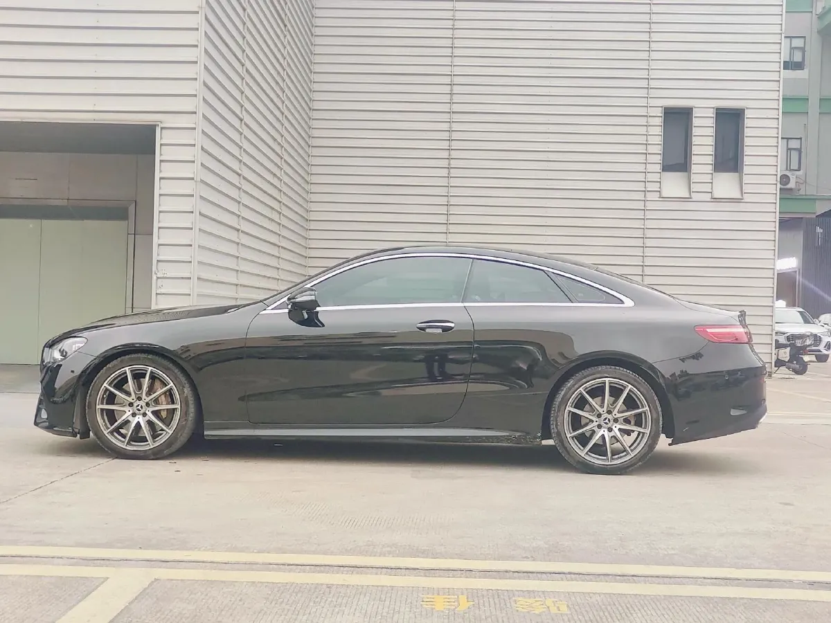 2021 Mercedes-Benz E Class 2.0T 258HP L4 9AT,autocango,china used car exporter,china ev exporter,chinese used car exporter,chinese used ev exporter