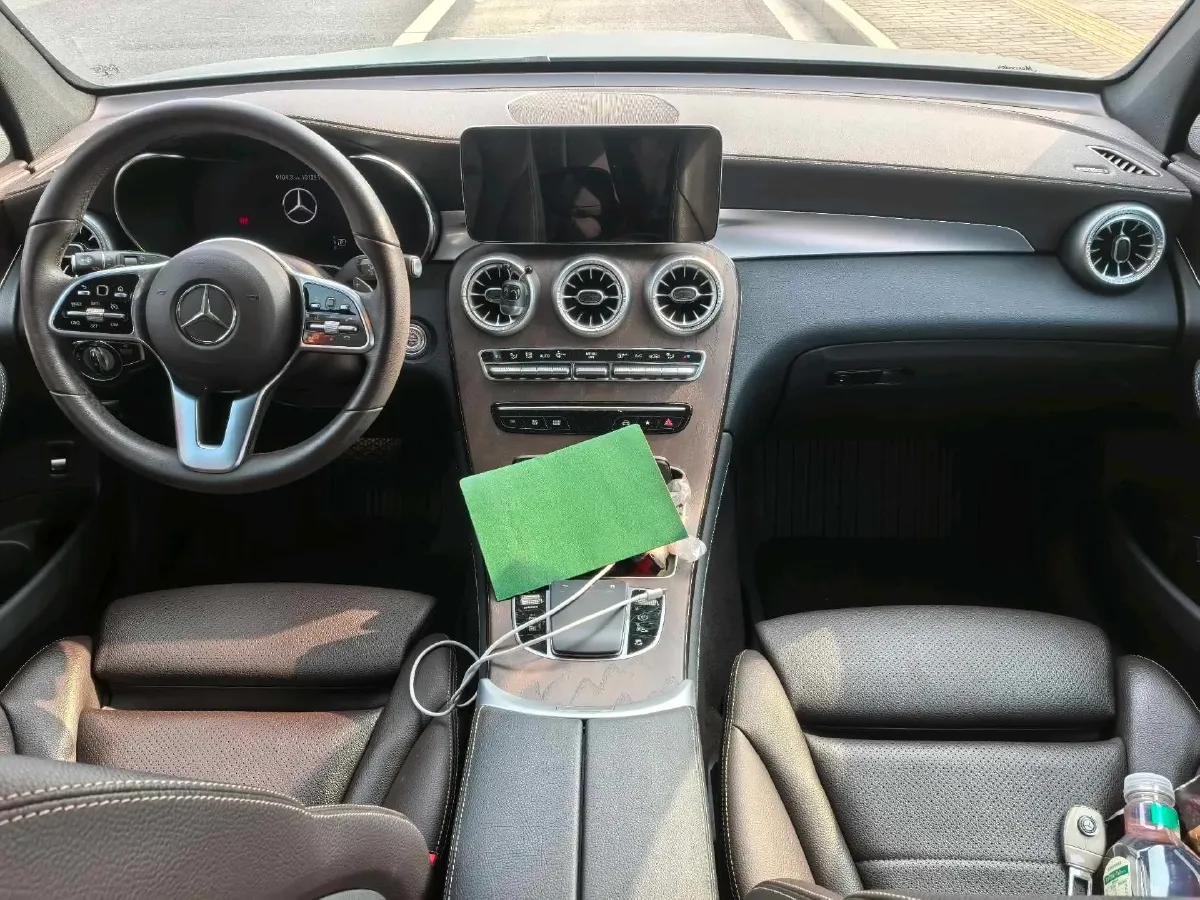 2020 Mercedes-Benz GLC Class 2.0T 258HP L4 9AT,autocango,china used car exporter,china ev exporter,chinese used car exporter,chinese used ev exporter