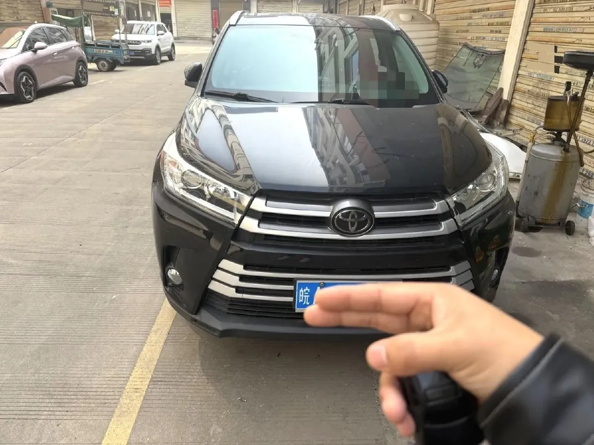 2018 Toyota Highlander 2.0T 220HP L4 6AT,autocango,china used car exporter,china ev exporter,chinese used car exporter,chinese used ev exporter