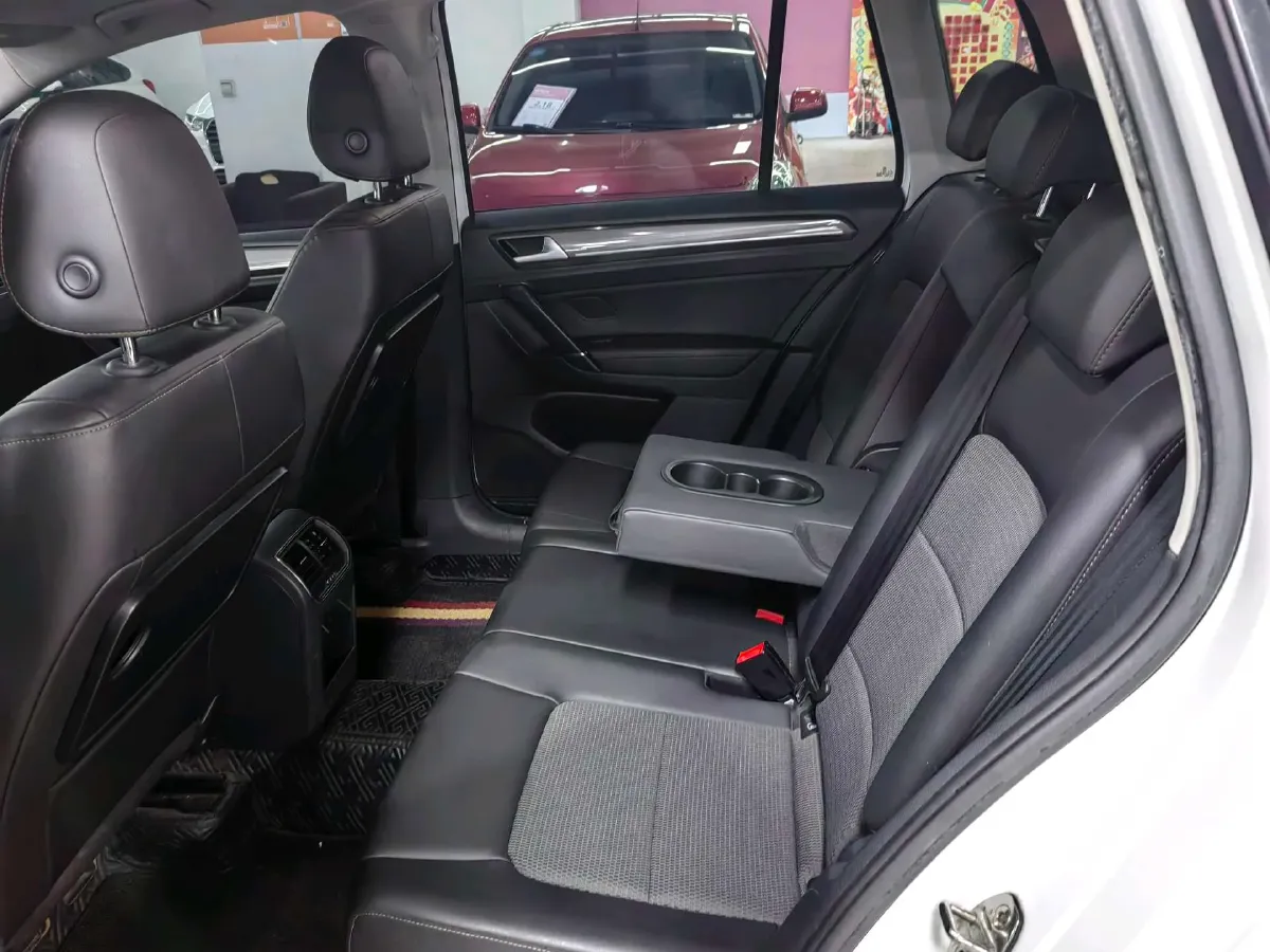 2018 Volkswagen Golf Sportsvan 1.4T 131HP L4 7DCT,autocango,china used car exporter,china ev exporter,chinese used car exporter,chinese used ev exporter