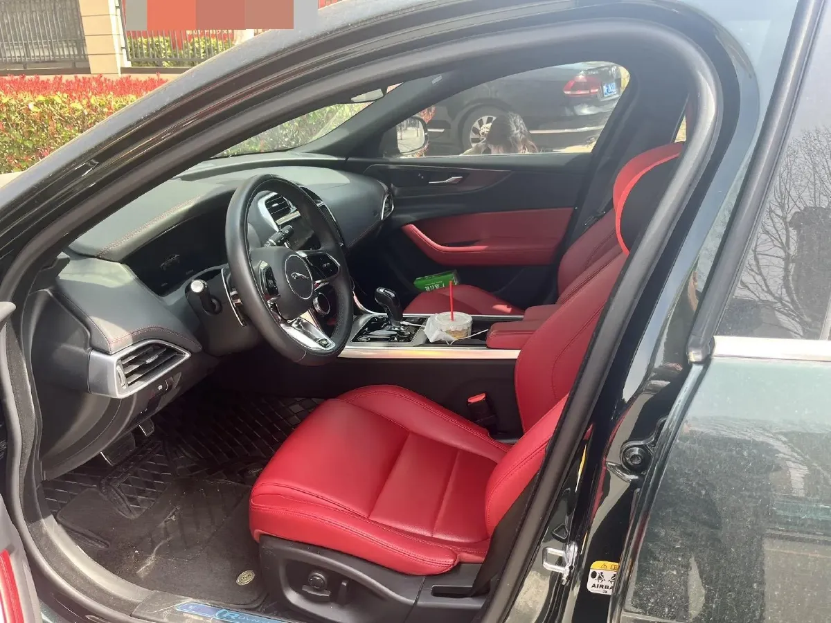 2023 Jaguar XEL 2.0T 250HP L4 8AT,autocango,china used car exporter,china ev exporter,chinese used car exporter,chinese used ev exporter