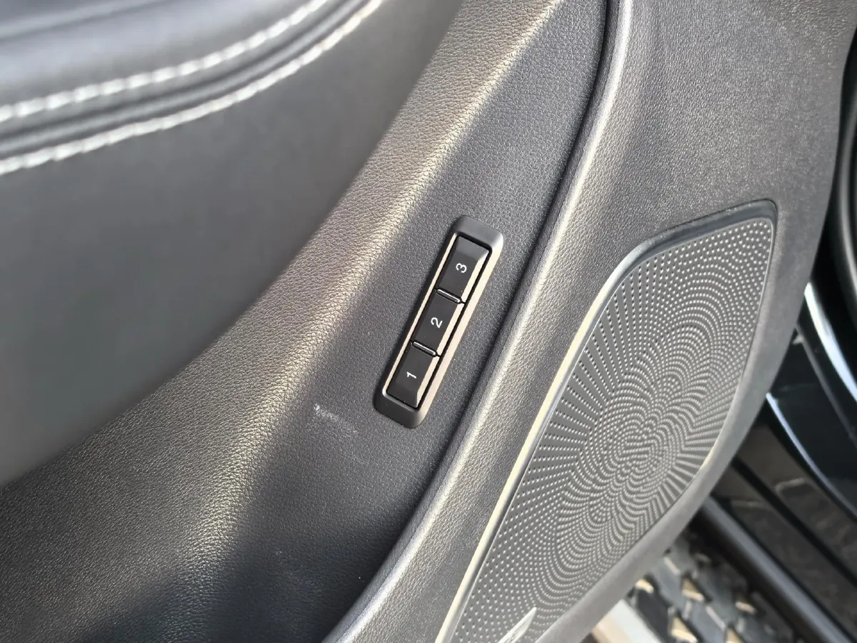 2022 HongQi HS7 3.0T 337HP V6 8AT,autocango,china used car exporter,china ev exporter,chinese used car exporter,chinese used ev exporter