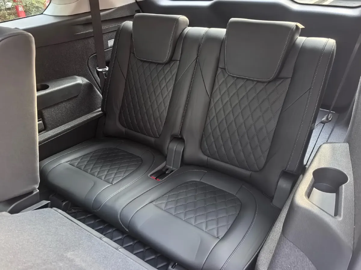 2022 HongQi HS7 3.0T 337HP V6 8AT,autocango,china used car exporter,china ev exporter,chinese used car exporter,chinese used ev exporter