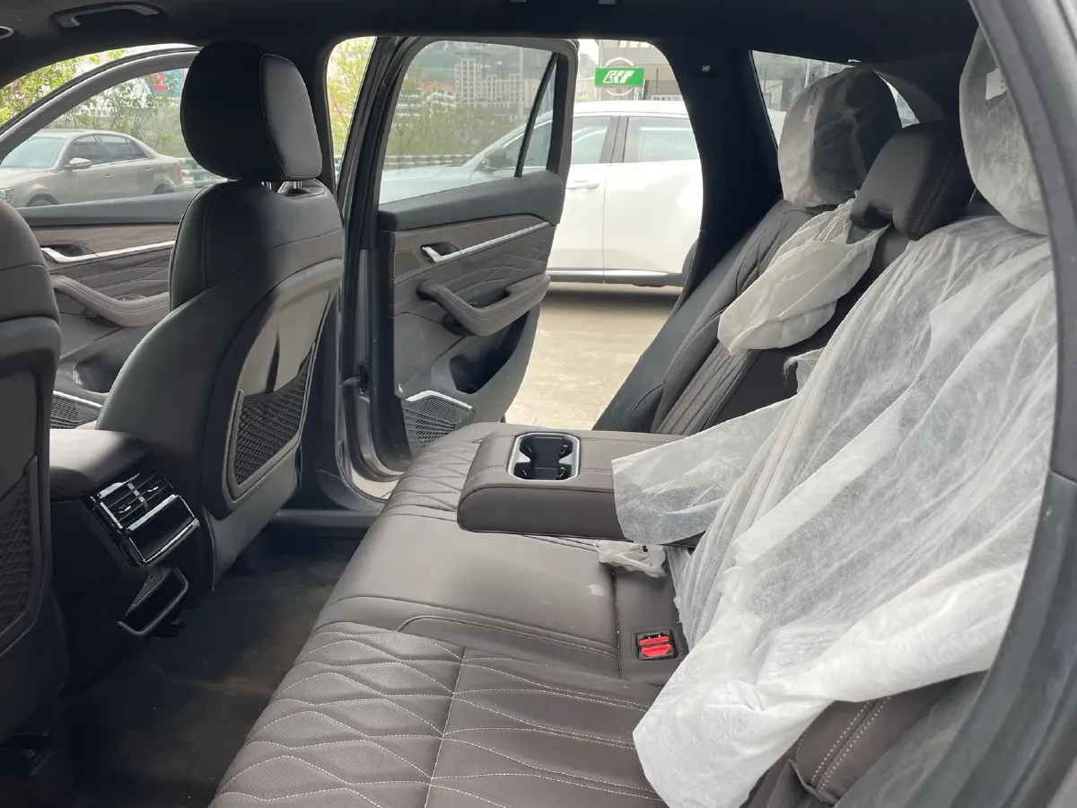 2025 Geely Monjaro 2.0T 238HP L4 8AT,autocango,china used car exporter,china ev exporter,chinese used car exporter,chinese used ev exporter