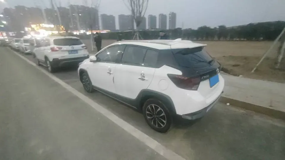 2021 Toyota Yaris L 1.5L 112HP L4 CVT,autocango,china used car exporter,china ev exporter,chinese used car exporter,chinese used ev exporter
