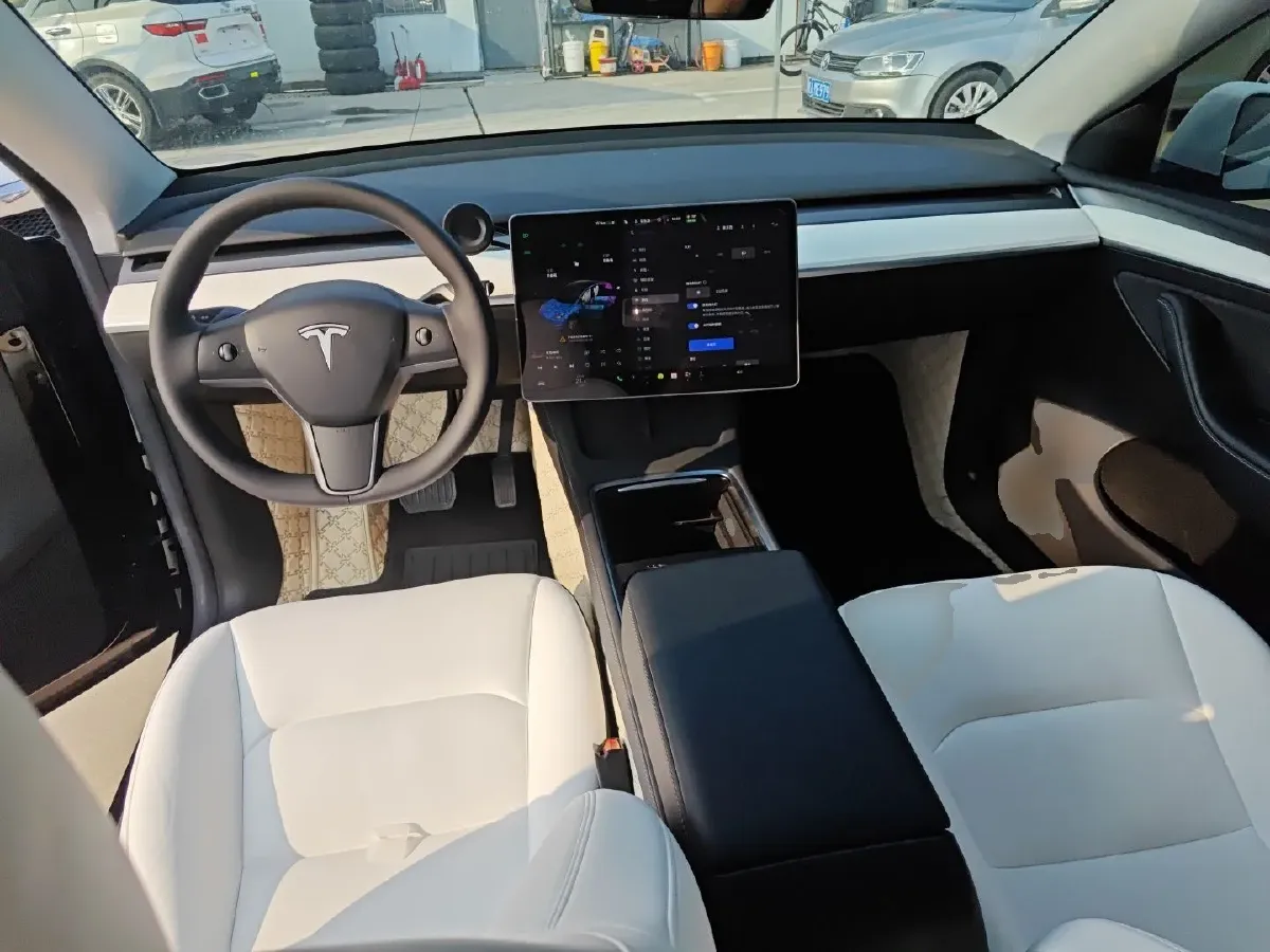 2022 Tesla Model Y BEV 60KWH,autocango,china used car exporter,china ev exporter,chinese used car exporter,chinese used ev exporter