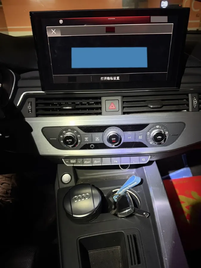 2022 Audi A4L 2.0T 190HP L4 7DCT,autocango,china used car exporter,china ev exporter,chinese used car exporter,chinese used ev exporter