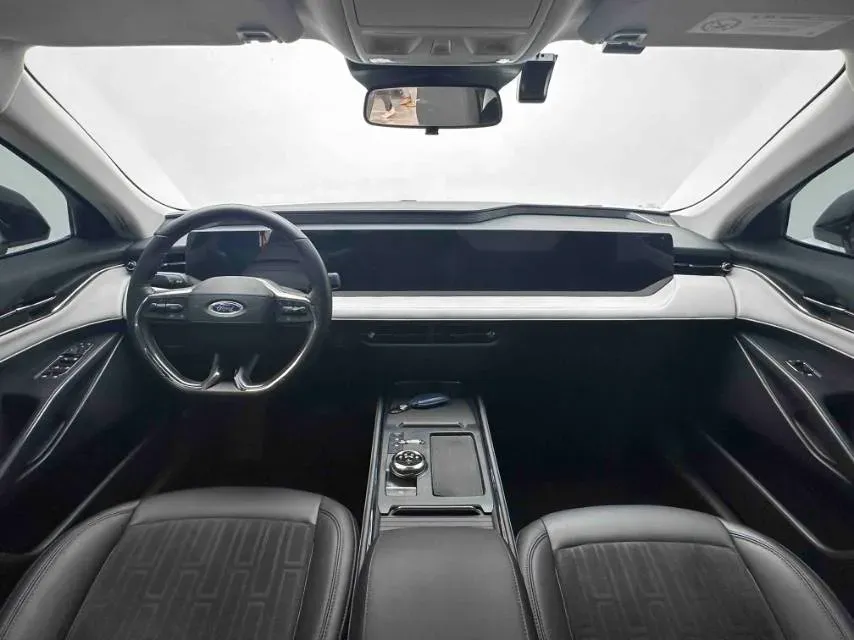 2022 Ford Mondeo 2.0T 238HP L4 8AT,autocango,china used car exporter,china ev exporter,chinese used car exporter,chinese used ev exporter