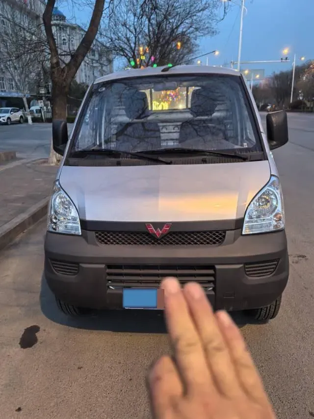 2023 WuLing RongGuang Mini Truck 1.5L 102HP L4 5MT,autocango,china used car exporter,china ev exporter,chinese used car exporter,chinese used ev exporter