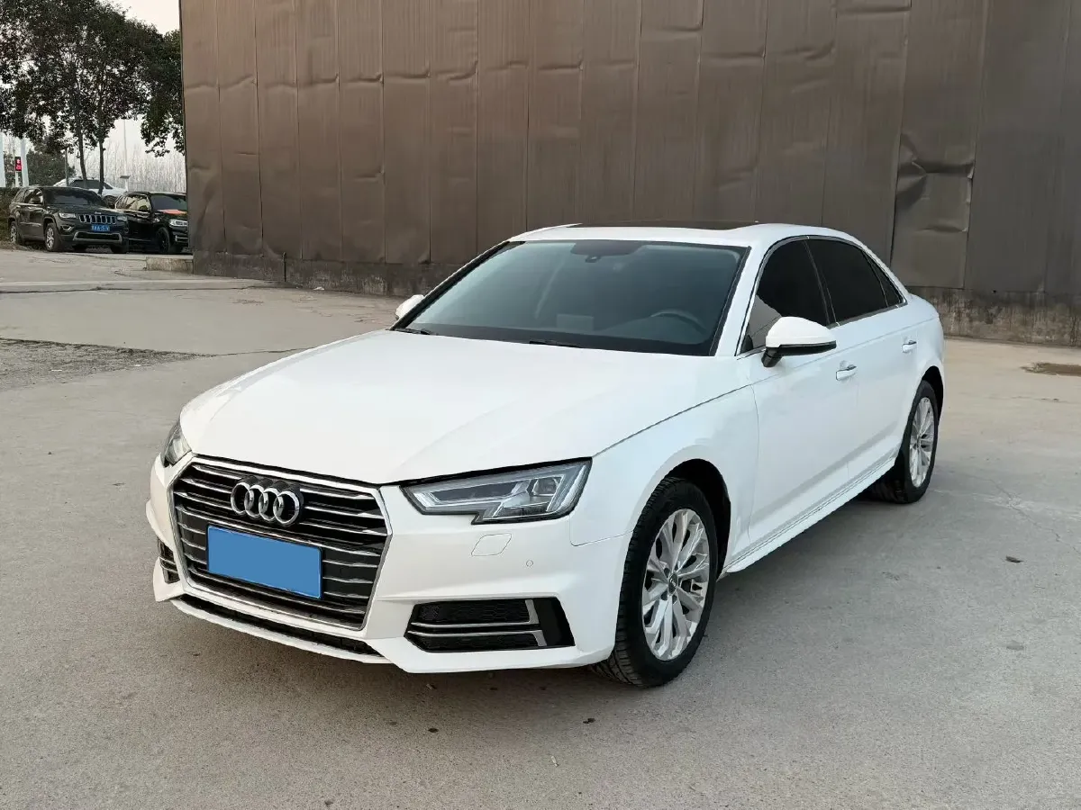 2019 Audi A4L 2.0T 190HP L4 7DCT,autocango,china used car exporter,china ev exporter,chinese used car exporter,chinese used ev exporter