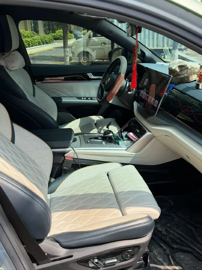 2022 Roewe iMAX8 BEV 90KWH,autocango,china used car exporter,china ev exporter,chinese used car exporter,chinese used ev exporter