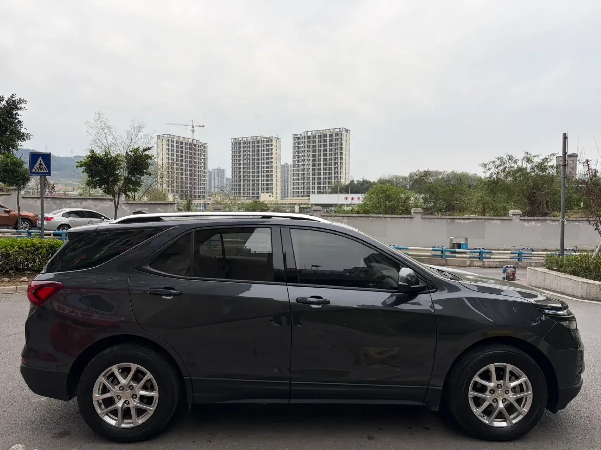 2021 Chevrolet Equinox 1.5T 169HP L4 6AT,autocango,china used car exporter,china ev exporter,chinese used car exporter,chinese used ev exporter