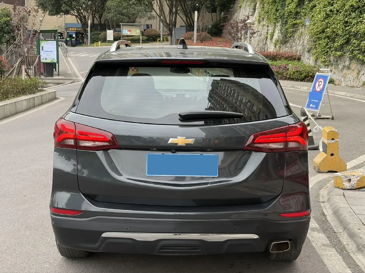 2021 Chevrolet Equinox 1.5T 169HP L4 6AT,autocango,china used car exporter,china ev exporter,chinese used car exporter,chinese used ev exporter