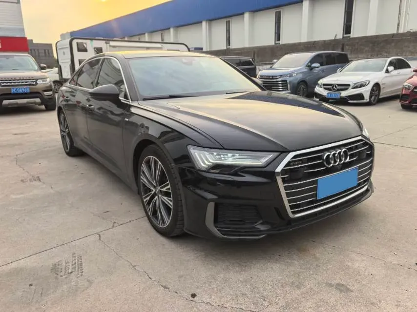 2021 Audi A6L 3.0T 340HP V6 7DCT,autocango,china used car exporter,china ev exporter,chinese used car exporter,chinese used ev exporter