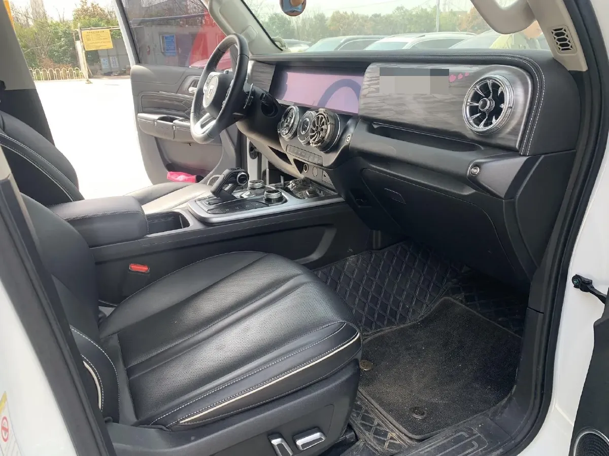 2023 Tank 300 2.0T 227HP L4 8AT,autocango,china used car exporter,china ev exporter,chinese used car exporter,chinese used ev exporter