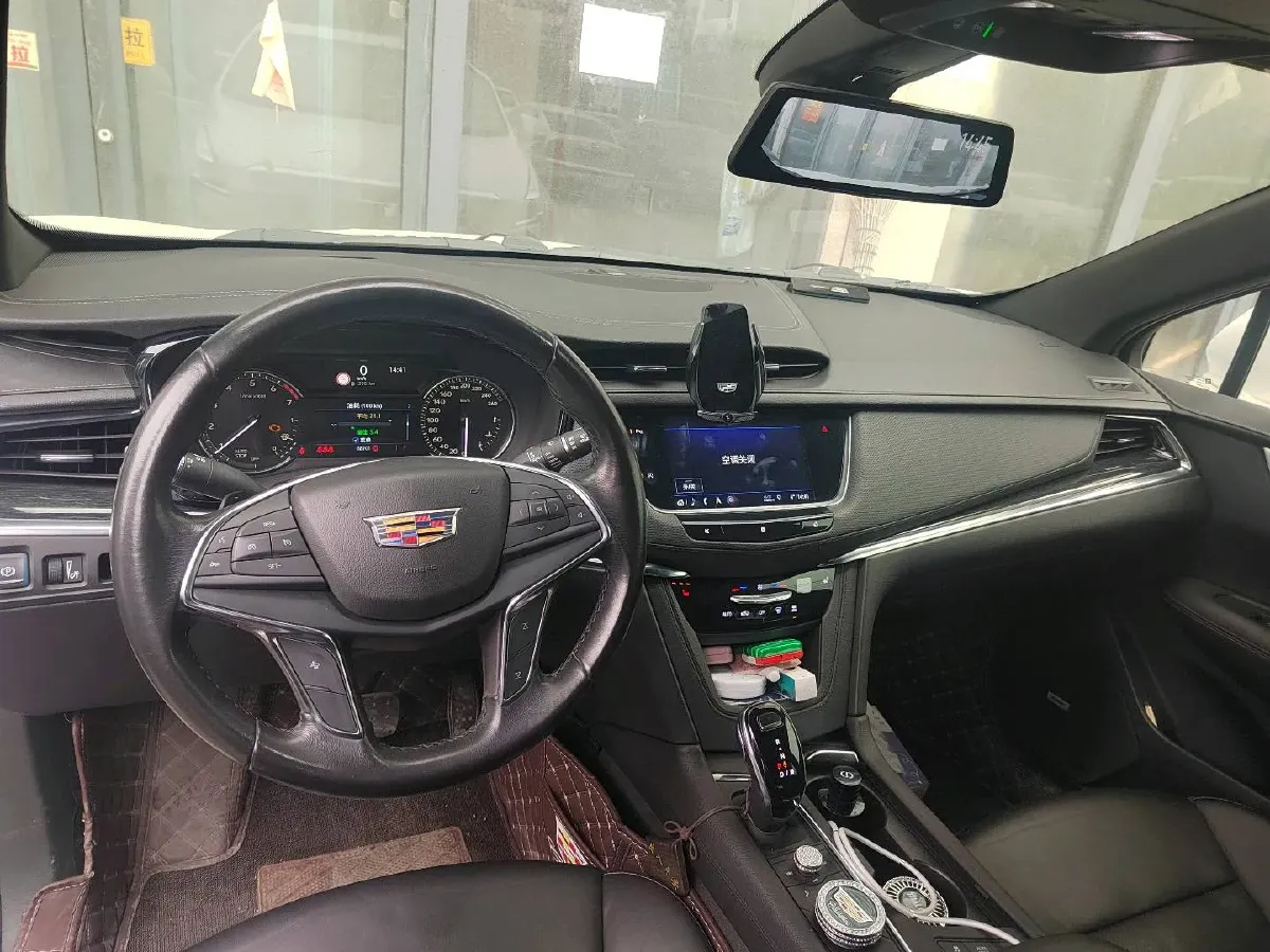 2020 Cadillac XT5 2.0T 241HP L4 9AT,autocango,china used car exporter,china ev exporter,chinese used car exporter,chinese used ev exporter