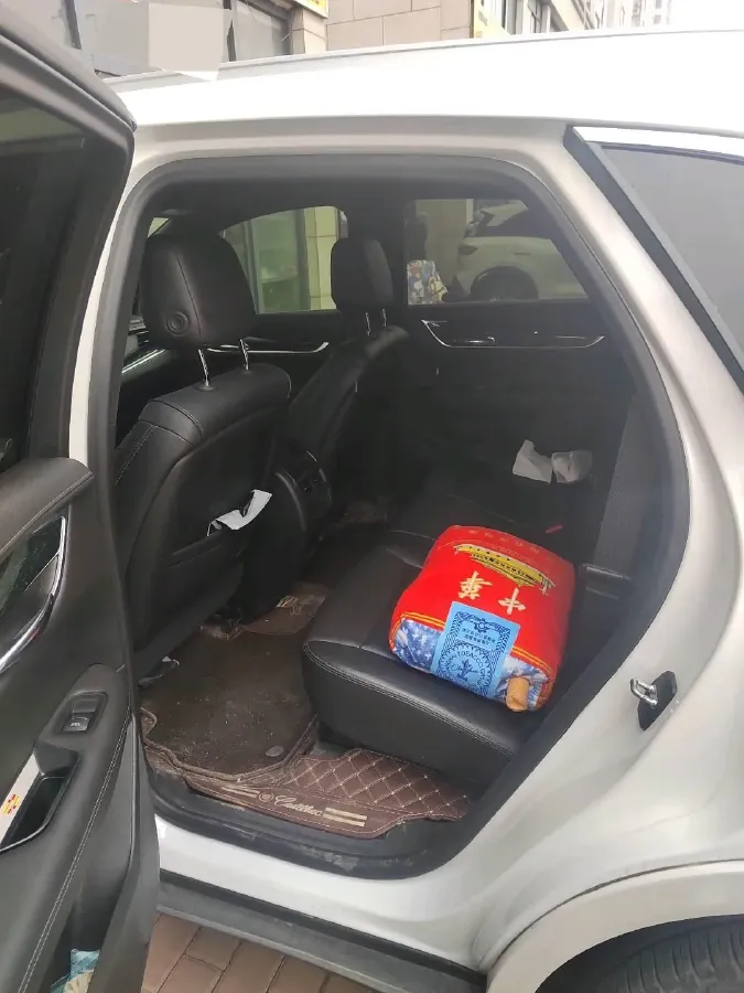 2020 Cadillac XT5 2.0T 241HP L4 9AT,autocango,china used car exporter,china ev exporter,chinese used car exporter,chinese used ev exporter