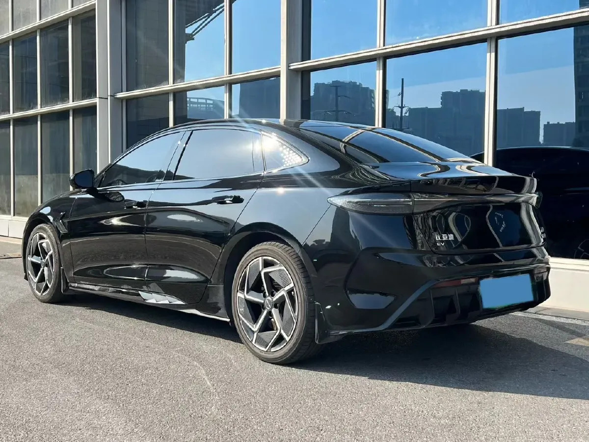 2023 BYD Seal BEV 61.4KWH,autocango,china used car exporter,china ev exporter,chinese used car exporter,chinese used ev exporter