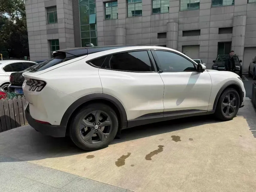 2021 Buick EnvisionPlus 2.0T 237HP L4 9AT,autocango,china used car exporter,china ev exporter,chinese used car exporter,chinese used ev exporter