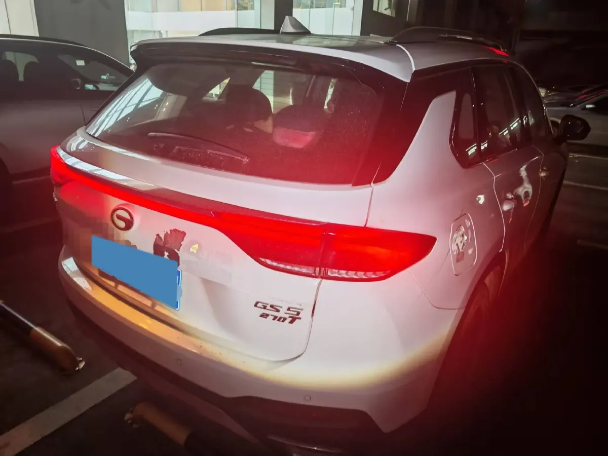 2021 GAC Trumpchi GS5 1.5T 169HP L4 6AT,autocango,china used car exporter,china ev exporter,chinese used car exporter,chinese used ev exporter