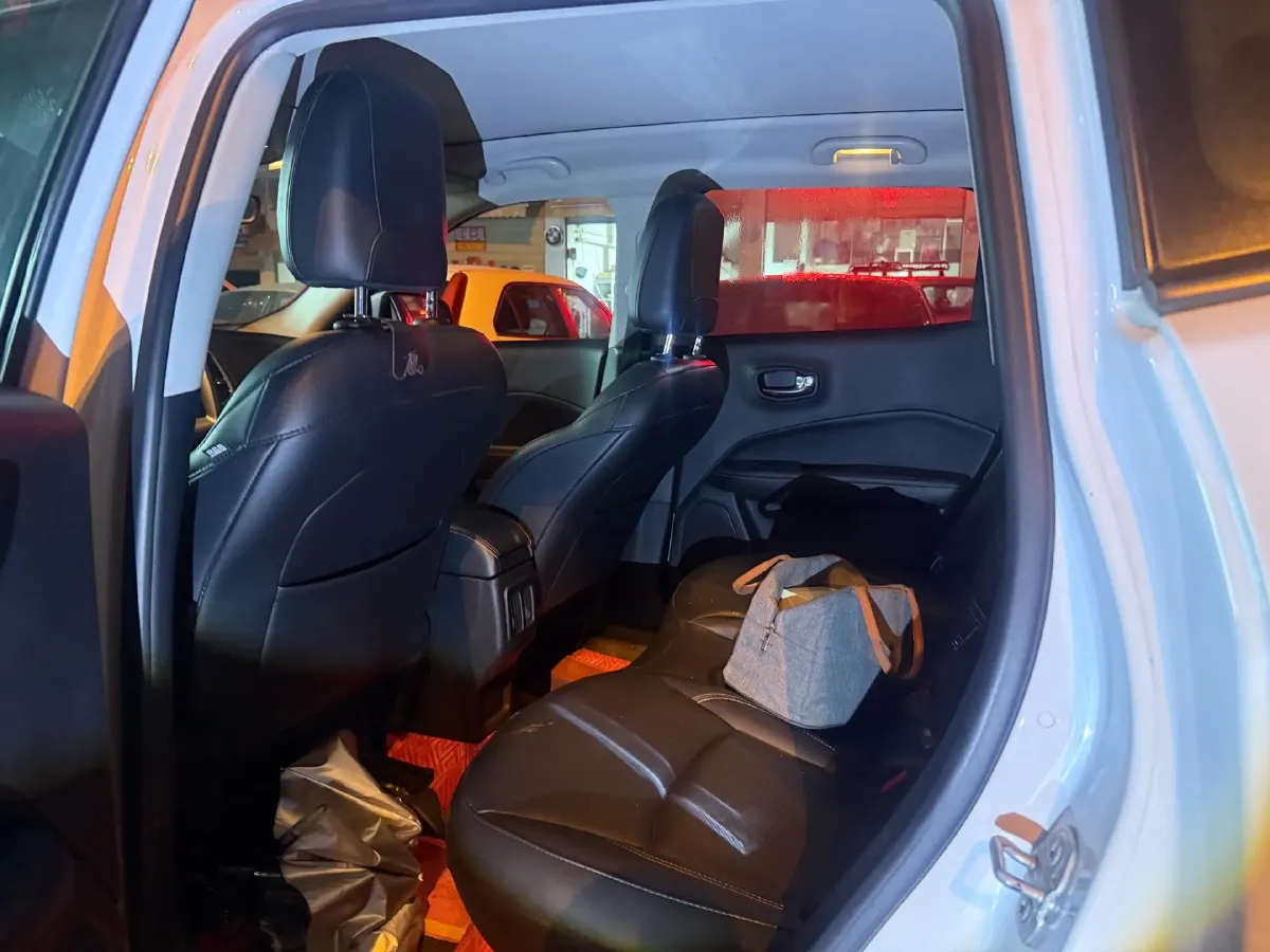 2017 Jeep Compass 1.4T 165HP L4 7DCT,autocango,china used car exporter,china ev exporter,chinese used car exporter,chinese used ev exporter