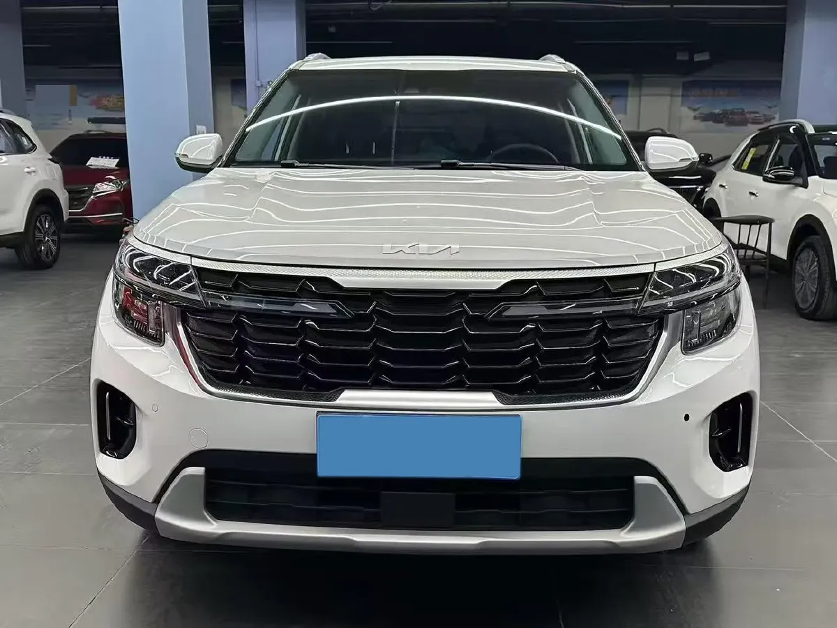 2023 Kia Seltos 1.5L 115HP L4 CVT,autocango,china used car exporter,china ev exporter,chinese used car exporter,chinese used ev exporter