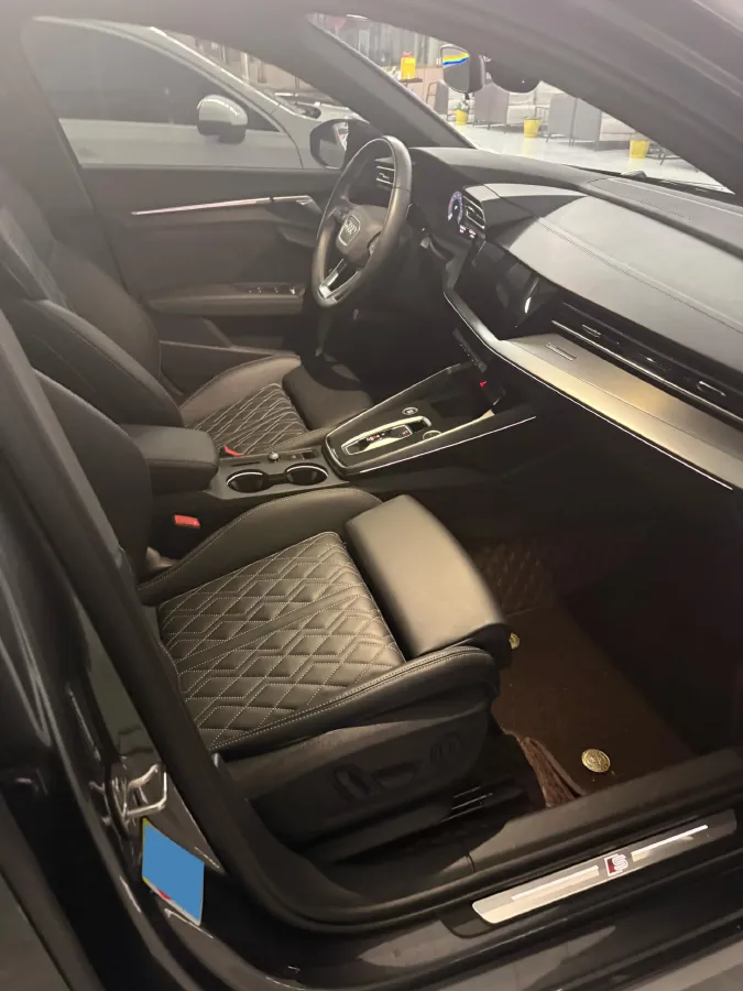 2025 Audi A3 1.5T 160HP L4 7DCT,autocango,china used car exporter,china ev exporter,chinese used car exporter,chinese used ev exporter