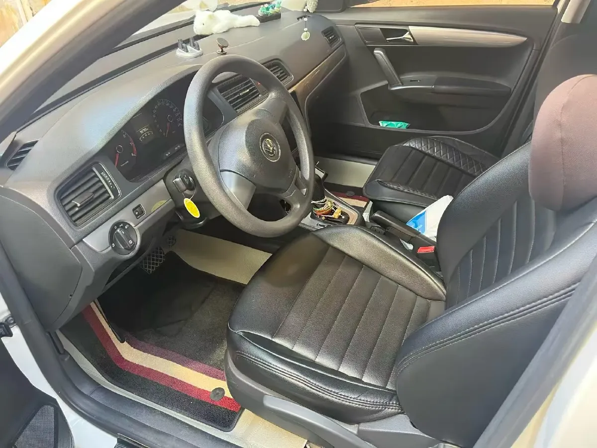 2017 Volkswagen Lavida 1.6L 110HP L4 6AT,autocango,china used car exporter,china ev exporter,chinese used car exporter,chinese used ev exporter