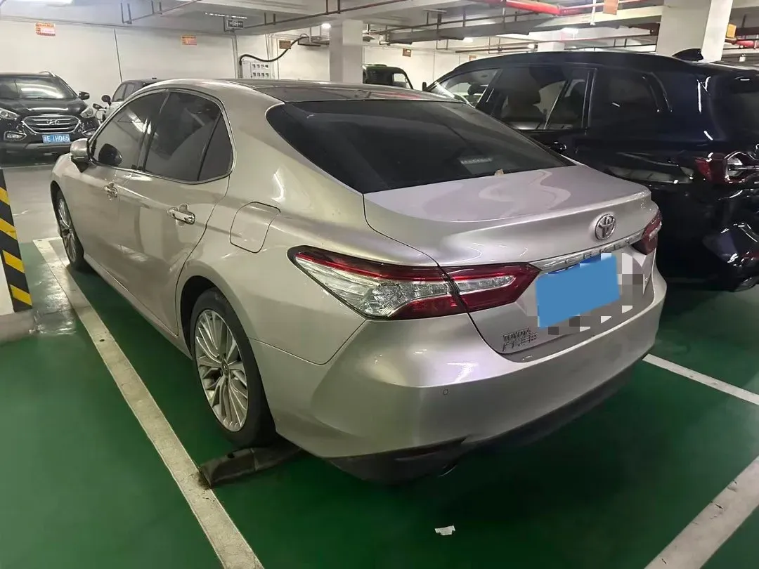 2018 Toyota Camry 2.5L 209HP L4 8AT,autocango,china used car exporter,china ev exporter,chinese used car exporter,chinese used ev exporter
