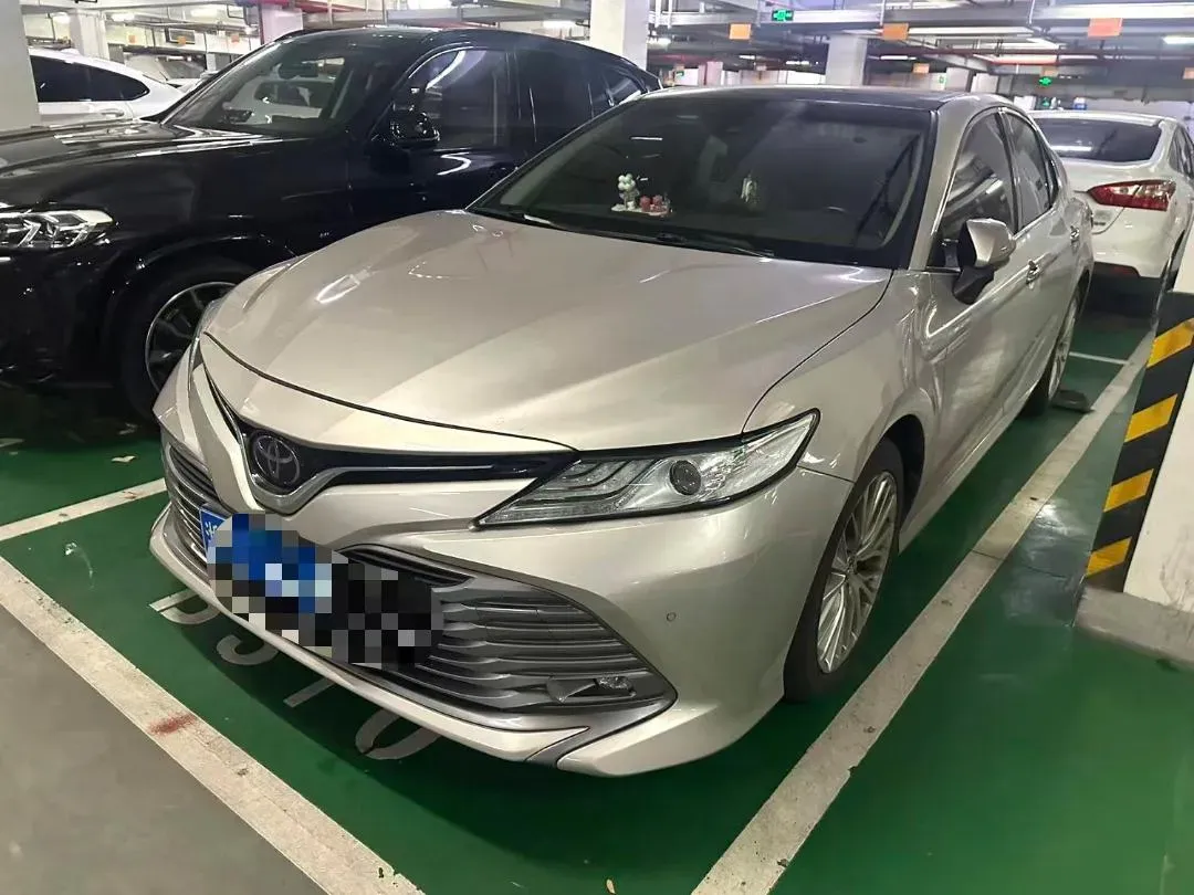 2018 Toyota Camry 2.5L 209HP L4 8AT,autocango,china used car exporter,china ev exporter,chinese used car exporter,chinese used ev exporter