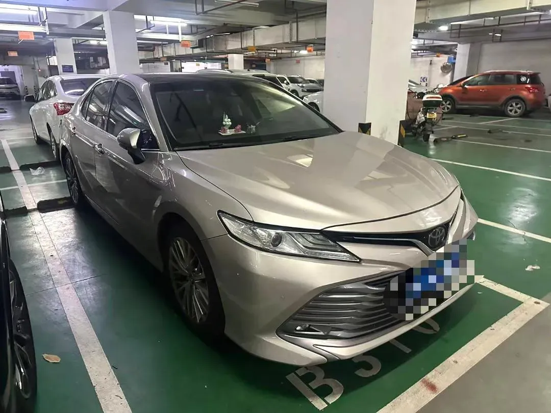2018 Toyota Camry 2.5L 209HP L4 8AT,autocango,china used car exporter,china ev exporter,chinese used car exporter,chinese used ev exporter