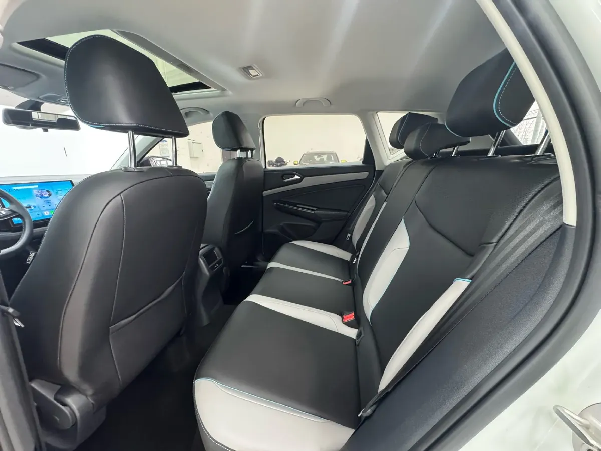 2022 Jetta VS5 1.4T 150HP L4 6AT,autocango,china used car exporter,china ev exporter,chinese used car exporter,chinese used ev exporter