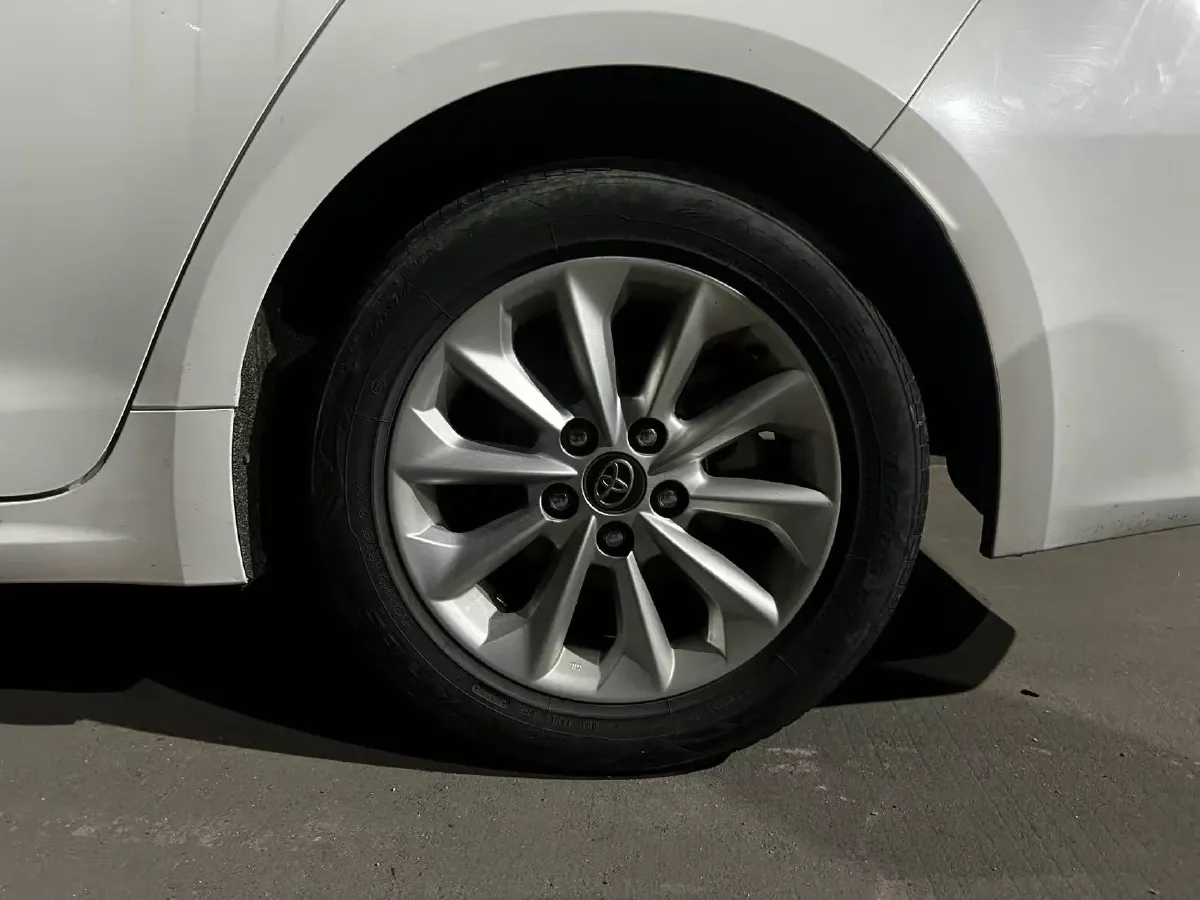 2021 Toyota Corolla 1.8L 98HP L4 E-CVT Hybrid,autocango,china used car exporter,china ev exporter,chinese used car exporter,chinese used ev exporter