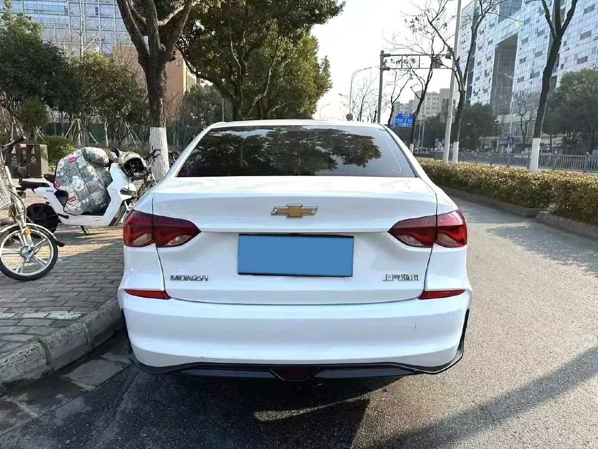 2023 Chevrolet Monza 1.5L 113HP L4 6DCT,autocango,china used car exporter,china ev exporter,chinese used car exporter,chinese used ev exporter