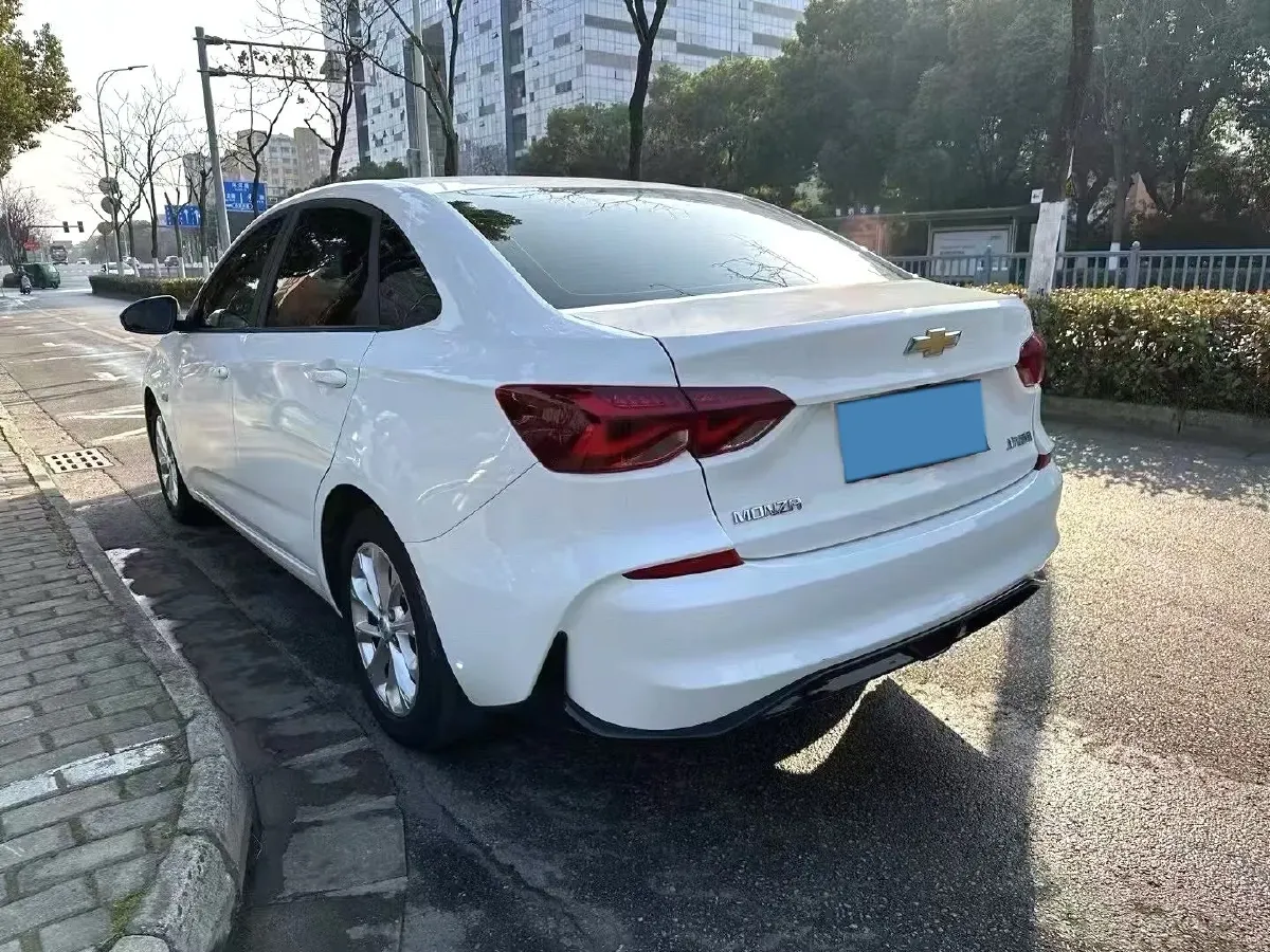2023 Chevrolet Monza 1.5L 113HP L4 6DCT,autocango,china used car exporter,china ev exporter,chinese used car exporter,chinese used ev exporter